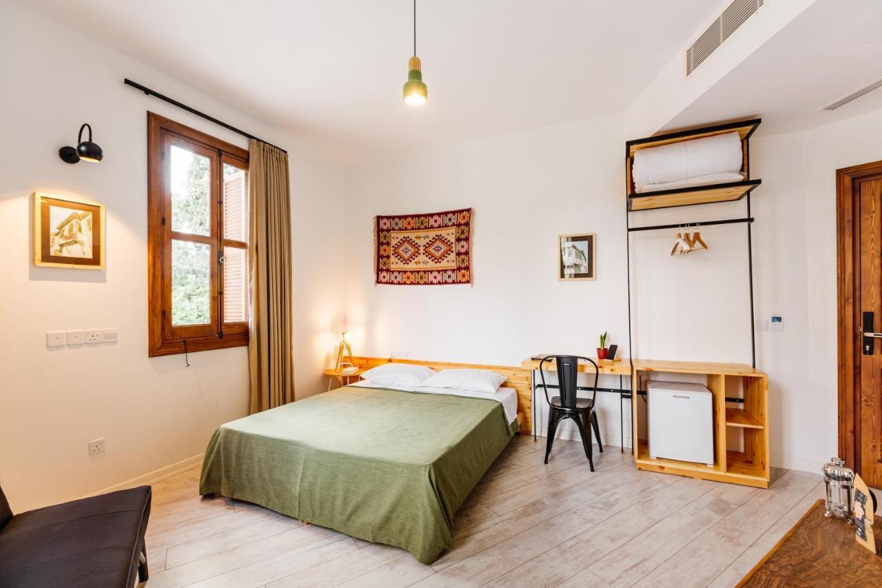 Djumba Hotel & Cafe Никосия Экстерьер фото